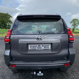 Another stunning brand new Toyota Landcruiser with Adjustable Height Flange Ball Towbar & 7-Pin Electrics😊

Give us a call on 07710 964194 / 07810 345492 for all your Towing Needs!

www.seamusmcdonnelltowbars.com

#youronestopshopfortowbars #towbar #towbarfitting #towbarsales #towbarderry #towbarantrim #toyota #landcruiser
#finishedwithallthetoys #unbeatableprices